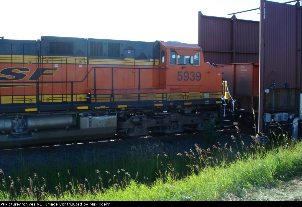 BNSF 5939